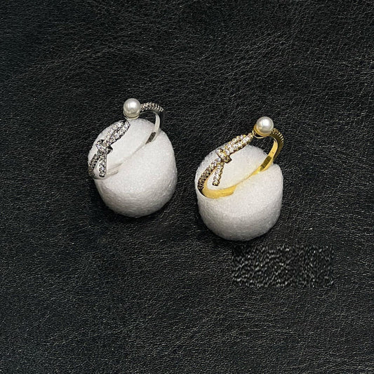 Pearl Twist Ring